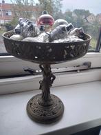 Schaal met vintage kerstballen, Ophalen