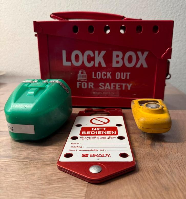 Lock Box veiligheid instructieles, Diversen, Schoolbenodigdheden, Gebruikt, Ophalen of Verzenden