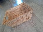 Rieten mand, Huis en Inrichting, Woonaccessoires | Schalen en Manden, Ophalen of Verzenden, Zo goed als nieuw, Riet