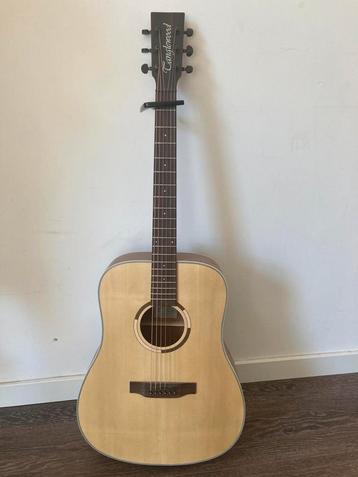 Steel- string Tanglewood 4/4 acoustic guitar beschikbaar voor biedingen