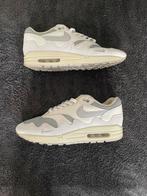 NIKE AIR MAX 1 PATTA WAVES WHITE EU43, Kleding | Heren, Schoenen, Wit, Ophalen of Verzenden, Sneakers of Gympen, Zo goed als nieuw