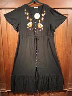 prachtige Boho jurk zwart met applicatie 48/52, Kleding | Dames, Grote Maten, Ophalen of Verzenden, Nieuw, Zwart, Jurk