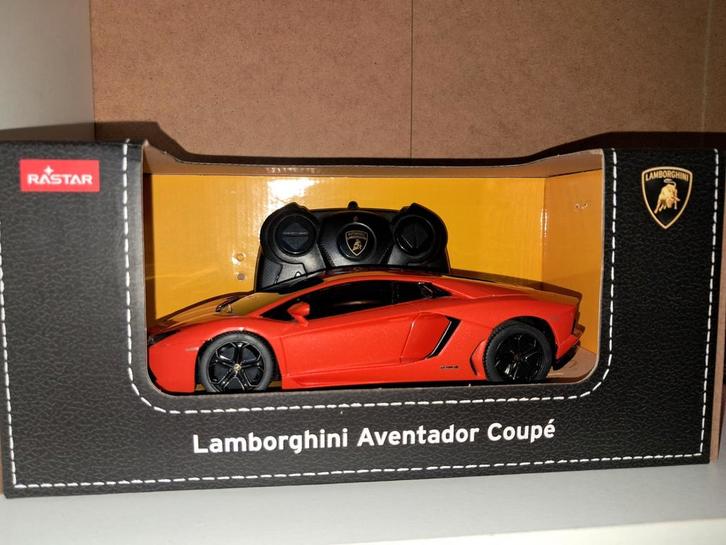 Rastar RC Lamborghini Aventador Coupé, Kinderen en Baby's, Speelgoed | Speelgoedvoertuigen, Zo goed als nieuw, Afstandsbediening