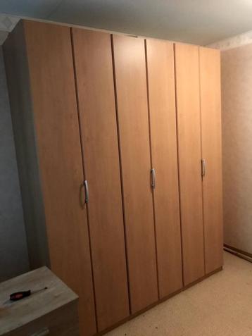Kledingkast 180x220x95 met planken en hangruimte