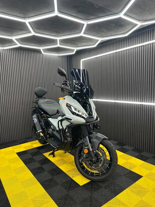 HONDA X-ADV 750 CUSTOMIZING BEUGELS ZADELS UITLATEN, Motoren, Tuning en Styling, Ophalen