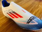 Lamine Yamal | F50 voetbalschoenen gesigneerd | Uniek, Verzamelen, Sportartikelen en Voetbal, Verzenden, Nieuw, Buitenlandse clubs