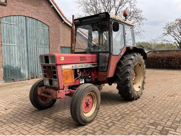 International 744S  beschikbaar voor biedingen
