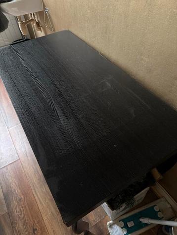 Zwarte Bureau/Tafel beschikbaar voor biedingen