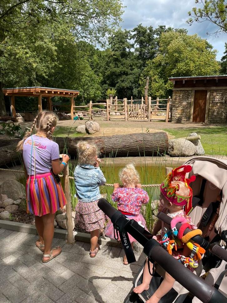 Vaste oppas aangeboden, Kinderen en Baby's, Speelgoed | Babyspeelgoed, Overige typen, Ophalen of Verzenden