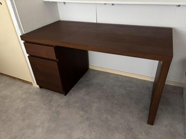 Bureau IKEA MALM, Huis en Inrichting, Bureaus, Gebruikt, Bureau, Ophalen