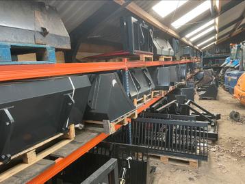 Grondbakken puinbakken tegelrieken palletvorken op voorraad! beschikbaar voor biedingen