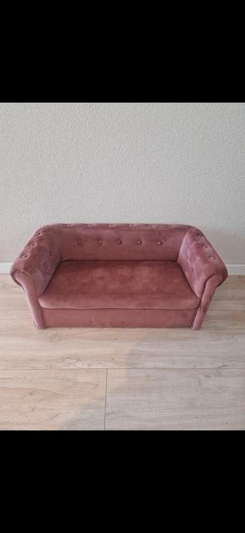 Kinderbankje velvet beschikbaar voor biedingen