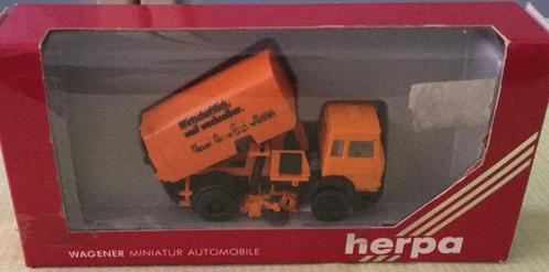 Herpa 1:87 Iveco straatveger vrachtauto, Hobby en Vrije tijd, Modelauto's | 1:87, Zo goed als nieuw, Bus of Vrachtwagen, Herpa