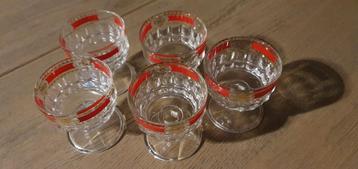 Vintage dessert glaasjes jaren 70 beschikbaar voor biedingen