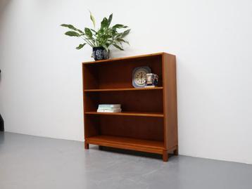 Vintage boekenkast | Deens | jaren 80 beschikbaar voor biedingen