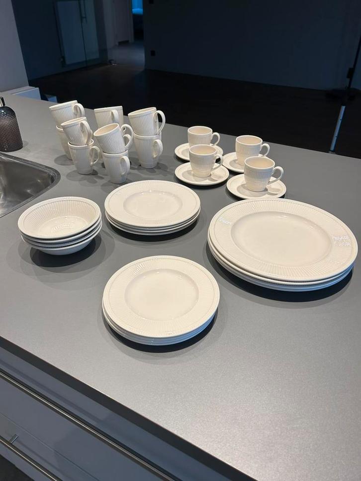 Wedgwood windsor servies borden mokken schaaltjes nieuw, Huis en Inrichting, Keuken | Servies, Nieuw, Bord(en), Wedgwood, Porselein