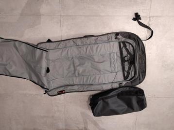 Suit bag from Hently  beschikbaar voor biedingen