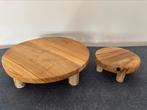Twee houten plateaus / onderzetters / plantenkrukjes, Ophalen of Verzenden, Zo goed als nieuw, Overig