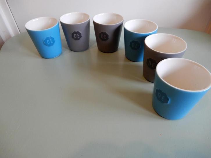 Douwe Egberts mokken, Huis en Inrichting, Keuken | Servies, Kop(pen) en/of Schotel(s), Overige stijlen, Ophalen of Verzenden
