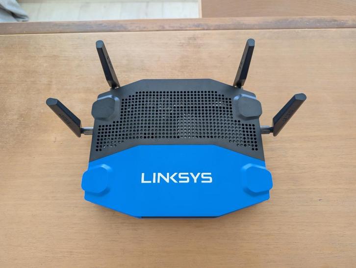 Router Linksys WRT3200ACM, Computers en Software, Routers en Modems, Zo goed als nieuw, Router, Ophalen