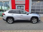 Toyota RAV4 2.5 Hybrid AWD Dynamic Plus met trekhaak (1650 k, Auto's, Toyota, Automaat, 12 maanden, Stof, Gebruikt
