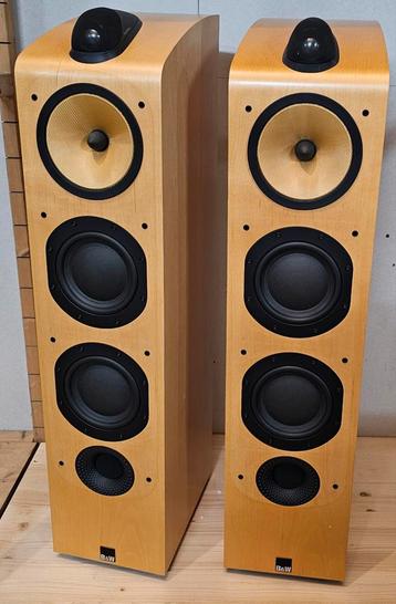 B&W 703 Nautilus Technology Maple wood, 3 weg ,UK Made,izgst beschikbaar voor biedingen