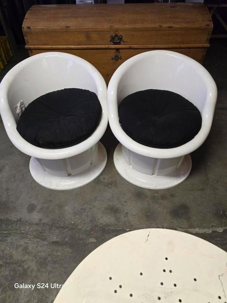 Kuipstoelen van kunstof, Tuin en Terras, Tuinstoelen, Ophalen