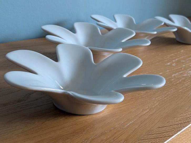 ❗ NIEUW 4 vintage Scandinavische porseleinen waxinelichtjes, Huis en Inrichting, Woonaccessoires | Kandelaars en Kaarsen, Nieuw