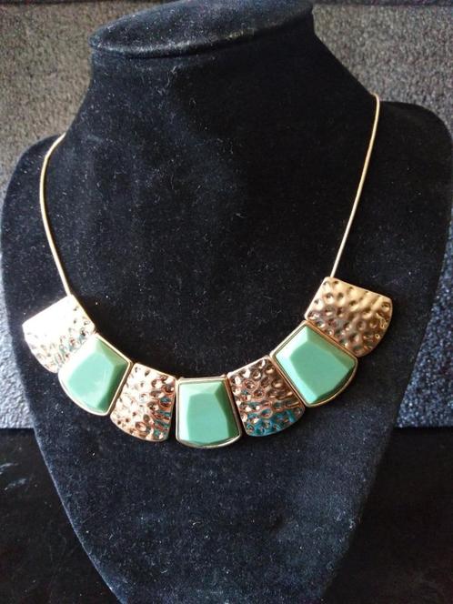 Native ketting goldtone met brass en turquoise, Sieraden, Tassen en Uiterlijk, Kettingen, Zo goed als nieuw, Overige materialen