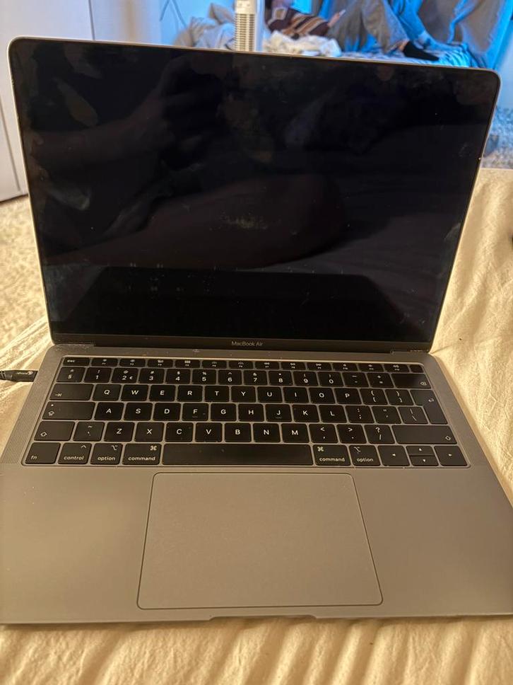 Macbook 2019, Computers en Software, Apple Macbooks, Zo goed als nieuw, MacBook Air, 13 inch, Minder dan 2 Ghz, 128 GB of minder