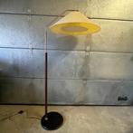 Italiaans design vloerlamp Natuzzi Lavina leer 50's stijl, Huis en Inrichting, Lampen | Vloerlampen, Gebruikt, Metaal, Ophalen