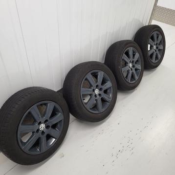 VW Polo velgen met banden 4x100 beschikbaar voor biedingen
