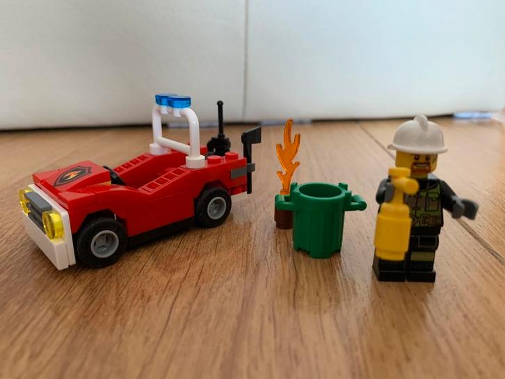 Compleet Lego set 30347 Brandweerwagen, Kinderen en Baby's, Speelgoed | Duplo en Lego, Zo goed als nieuw, Ophalen of Verzenden