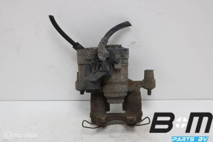 Remklauw linksachter Audi A3 8V Sportback 5Q0615405AM, Auto-onderdelen, Remmen en Aandrijving, Gebruikt