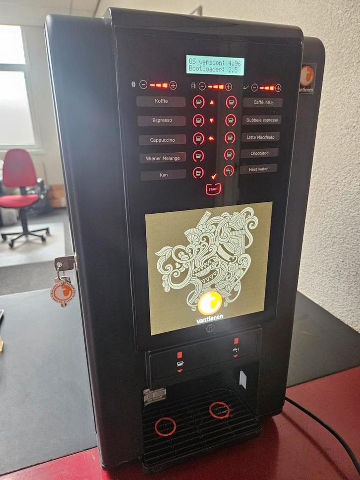 Koffieautomaat met instant koffie BJ 2020, Witgoed en Apparatuur, Koffiezetapparaten, Zo goed als nieuw, Overige typen, Koffiemachine