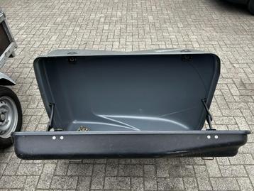 dakkoffer auto beschikbaar voor biedingen