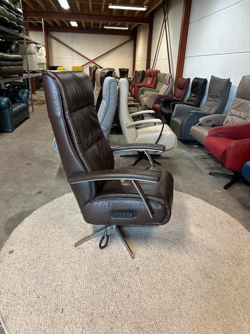 Relaxfauteuil , bruine leren relax fauteuil stoel Prominent  beschikbaar voor biedingen