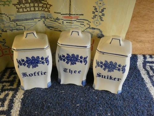 oude keukenpotten/ kruidenpotjes porselein/ voorraadpotjes, Antiek en Kunst, Antiek | Keukenbenodigdheden, Ophalen of Verzenden