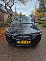 Opel Astra 1.4 Turbo 150PK uit 2016 met veel opties!, Auto's, Opel, Zwart, Zwart, Handgeschakeld, Particulier