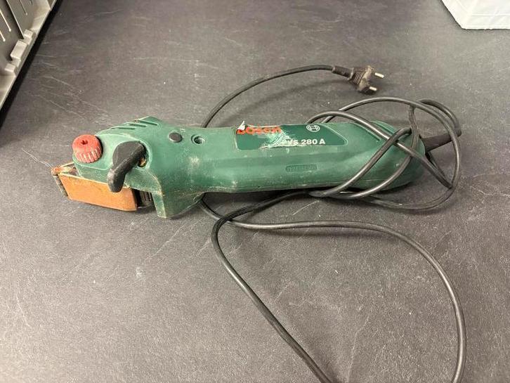 Bosch Lintschuurmachine – Krachtig & Betrouwbaar, Doe-het-zelf en Verbouw, Gereedschap | Schuurmachines, Gebruikt, Bandschuurmachine