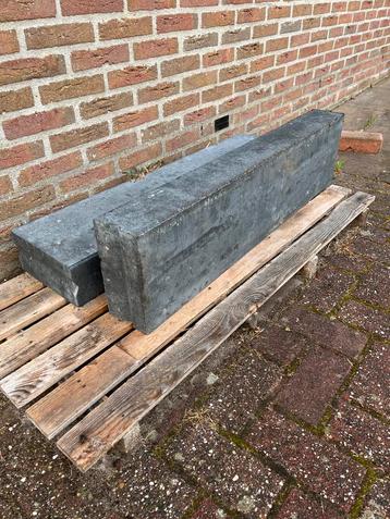 2x trottoir band 12x250x100cm beschikbaar voor biedingen
