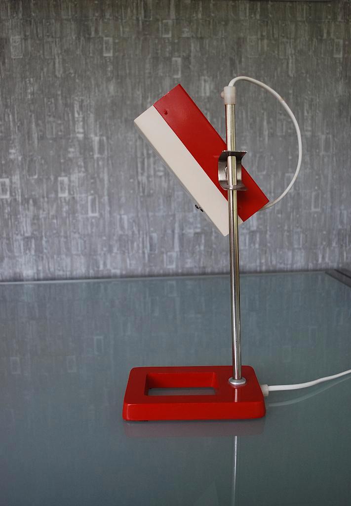 Retro Lamp Rood Wit Kubistisch vorm Curiosa, Antiek en Kunst, Curiosa en Brocante, Verzenden