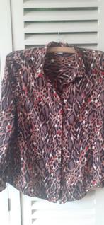 Bruine blouse met dier print, Ophalen of Verzenden, Zo goed als nieuw, Maat 38/40 (M), Bruin