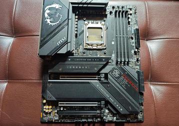 MSI MPG X670E Carbon WiFi moederbord beschikbaar voor biedingen
