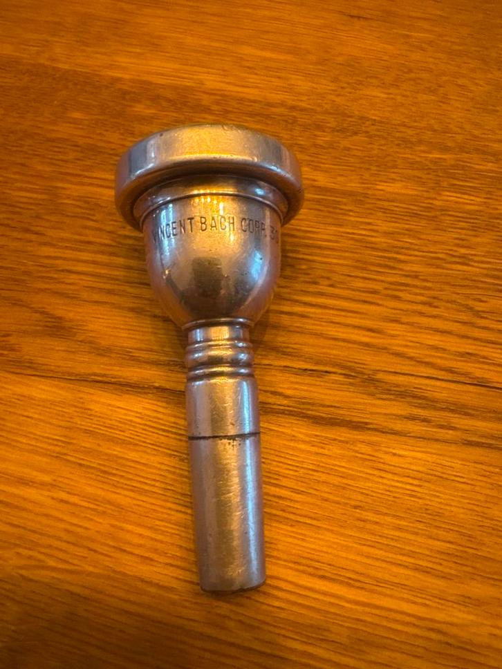 Euphonium/Trombone Mondstukken, Muziek en Instrumenten, Blaasinstrumenten | Tuba's, Gebruikt, Euphonium of Tenortuba, Ophalen of Verzenden