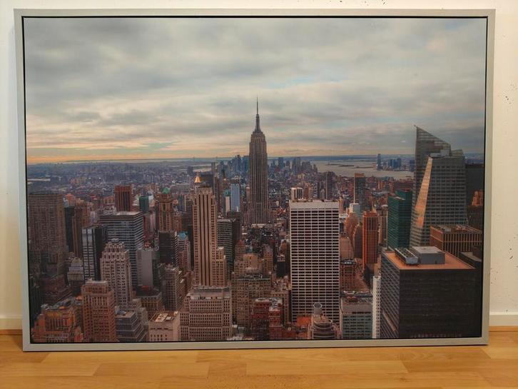 Schilderij New York met zilverkleurige lijst en een tof idee, Antiek en Kunst, Kunst | Schilderijen | Klassiek, Ophalen
