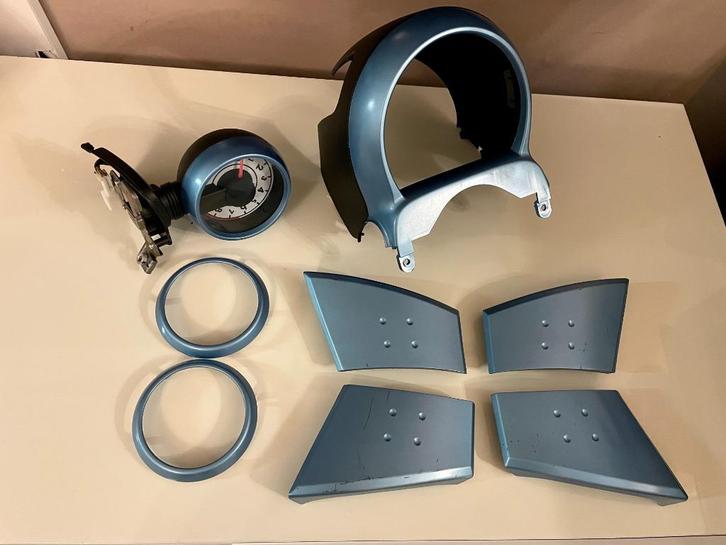 Toerenteller met kap Citroen C1 Toyota Aygo Peugeot 107, Auto diversen, Auto-accessoires, Gebruikt, Ophalen of Verzenden