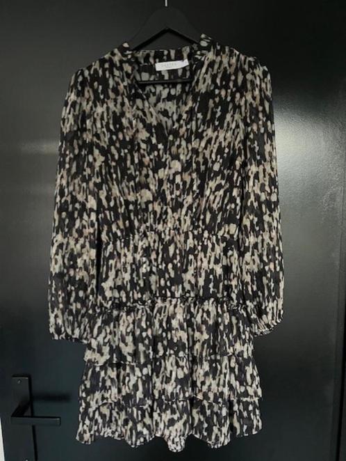 Costes jurk maat S bruin (ZGAN!), Kleding | Dames, Jurken, Zo goed als nieuw, Maat 36 (S), Bruin, Knielengte, Ophalen of Verzenden
