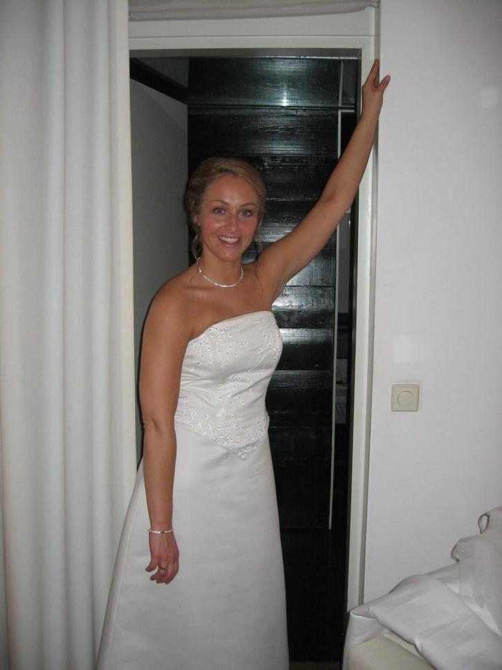 Ivoren Bruidsjurk, strapless, sluier, Kleding | Dames, Trouwkleding en Trouwaccessoires, Zo goed als nieuw, Trouwjurk, Wit, Ophalen of Verzenden