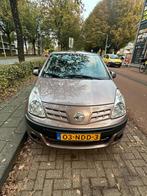 Nissan Pixo 1.0 50KW 5D 2010 Beige, Auto's, Voorwielaandrijving, 200 kg, 4 stoelen, Origineel Nederlands